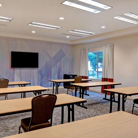 Hilton Garden Inn Portland/Бівертон Екстер'єр фото