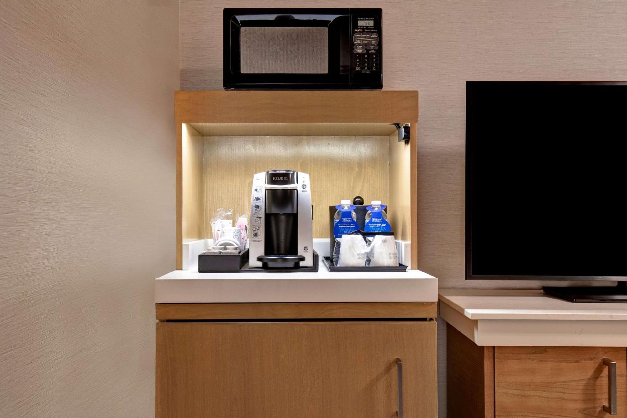 Hilton Garden Inn Portland/Бівертон Екстер'єр фото