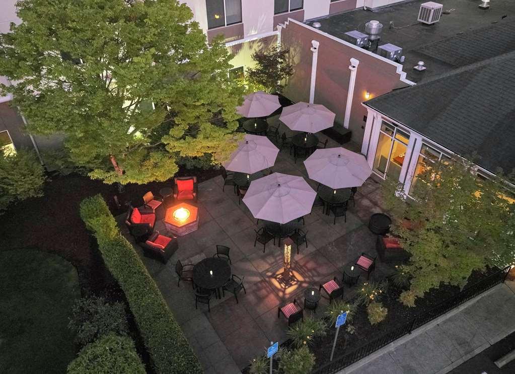 Hilton Garden Inn Portland/Бівертон Екстер'єр фото